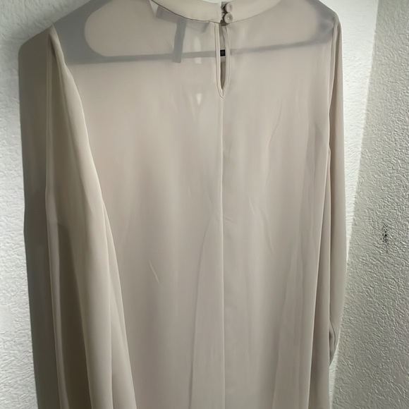 BCBGMAXAZRIA ENYA Blouse Chiffon Long Sleeve - Picture 5 of 6